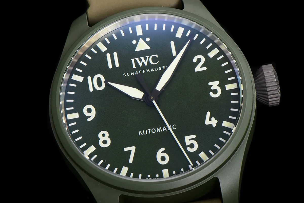 Big Pilot’s Watch 43 IW329802 Top Gun Edition Woodland sur bracelet camouflage – Image 3