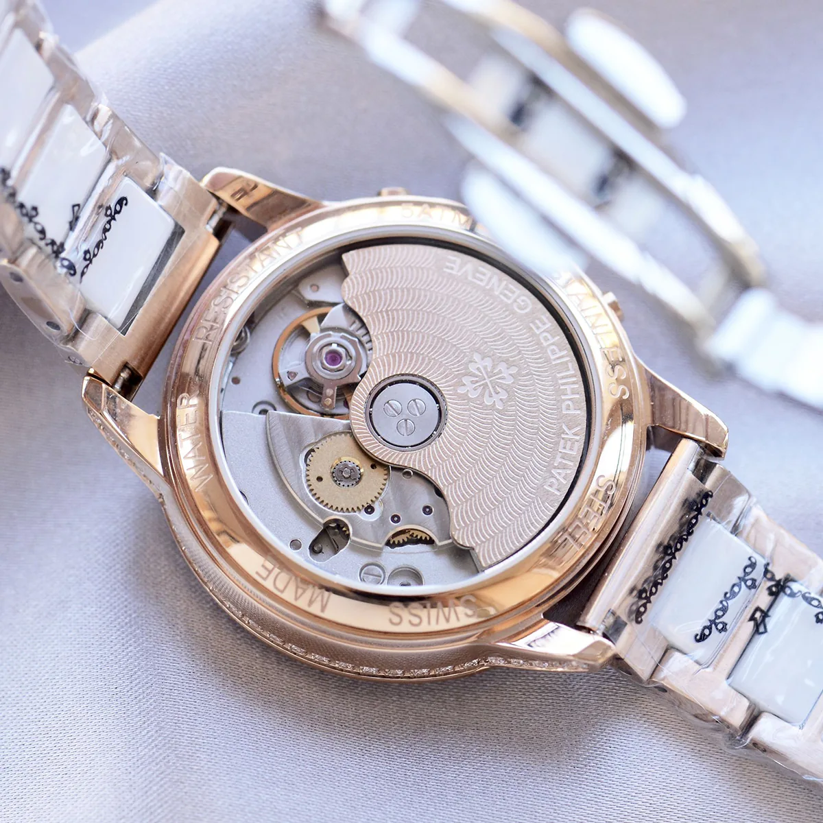 Grand Complications Ladies First Ewiger Kalender mit Diamantlünette in Roségold – Bild 5