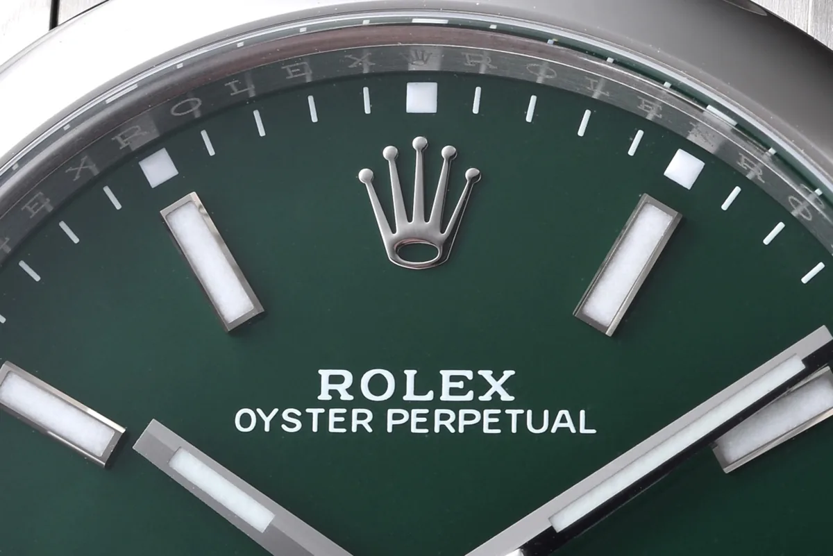 Oyster Perpetual 41mm cadran vert 124300 – Image 4
