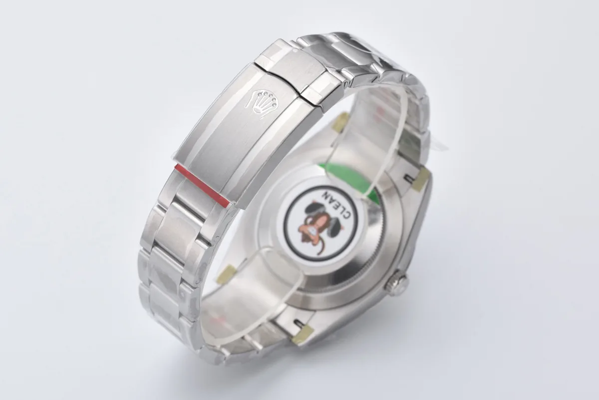Oyster Perpetual 41mm cadran vert 124300 – Image 10