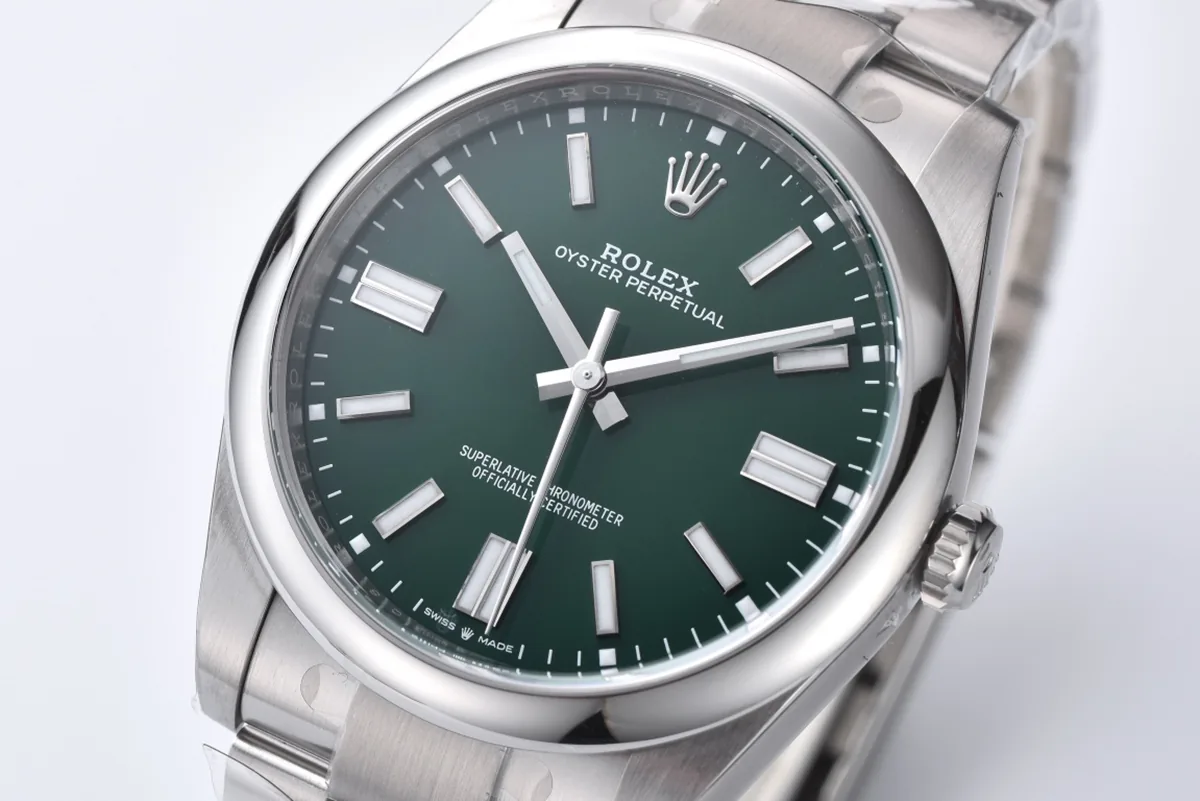 Oyster Perpetual 41mm cadran vert 124300 – Image 3