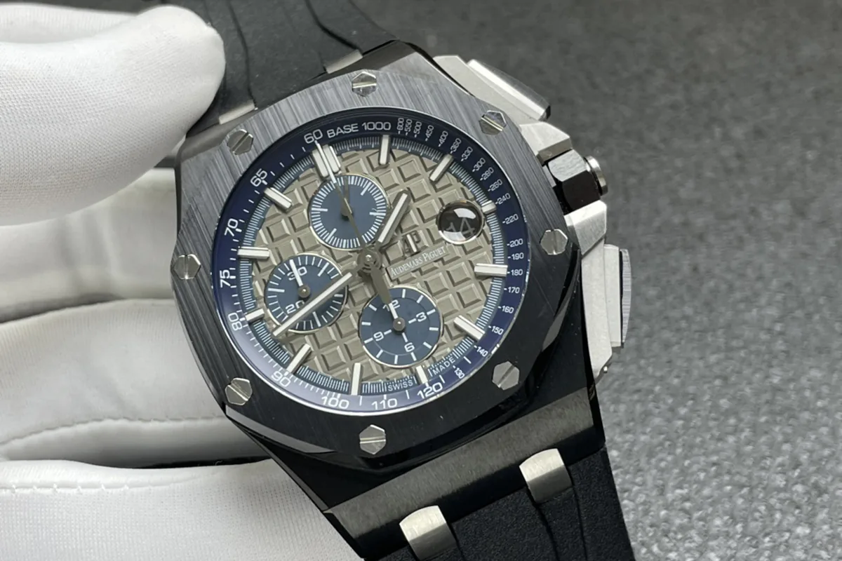 Royal Oak Offshore Novelty 43mm esfera gris Ref. 26405CG - Imagen 4