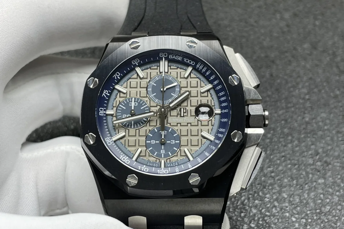 Royal Oak Offshore Novelty 43mm esfera gris Ref. 26405CG - Imagen 3