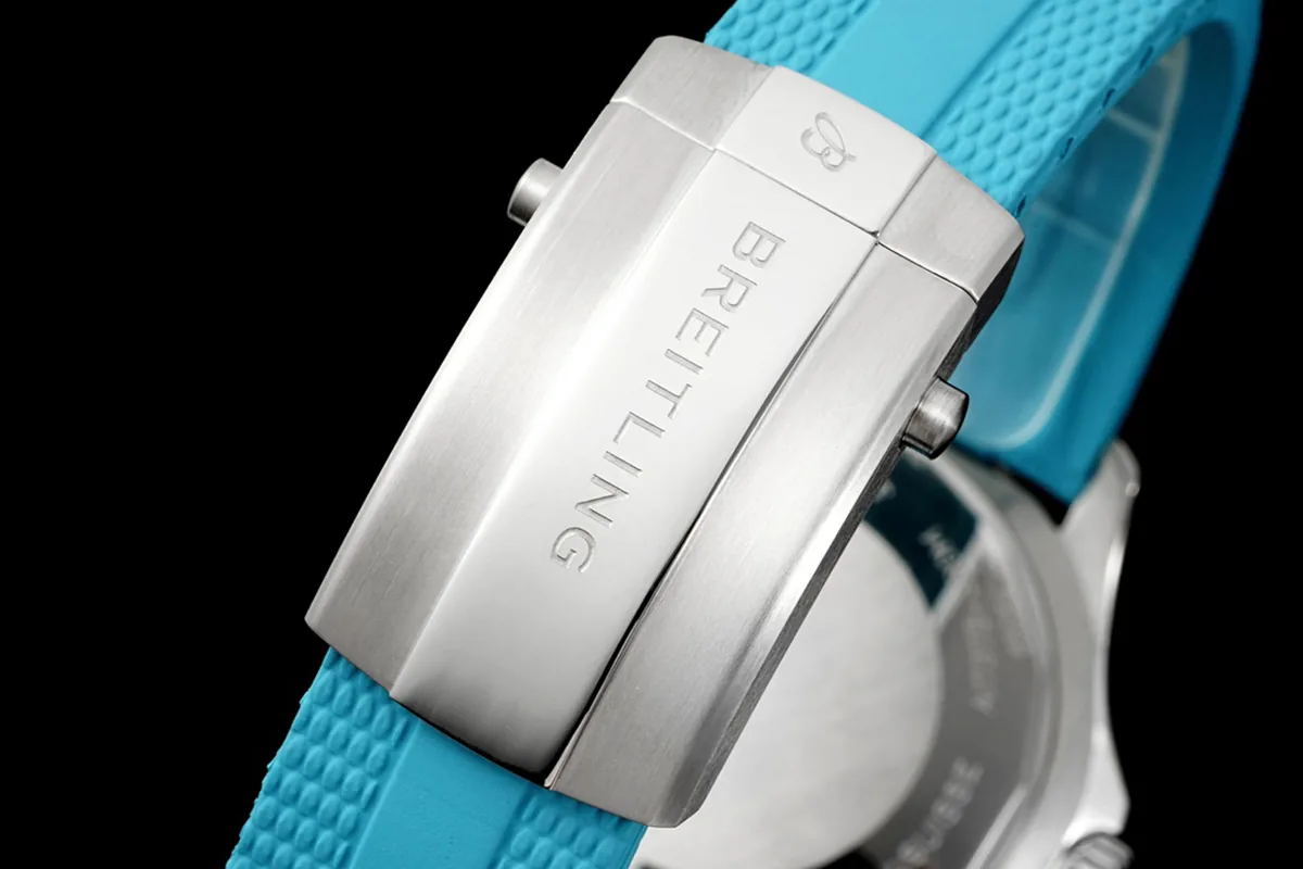 Superocean Automatic 44 cadran bleu Tiffany Réf: A17376211L2S1 – Image 9