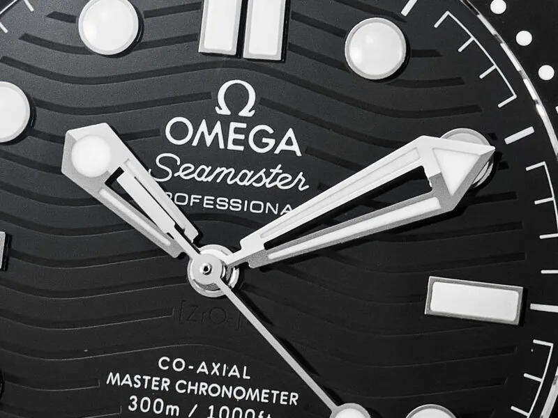 Seamaster Diver 300M VSF 1:1 Best Edition ceramica nera quadrante nero su bracciale SS A8800 V2 - immagine 9