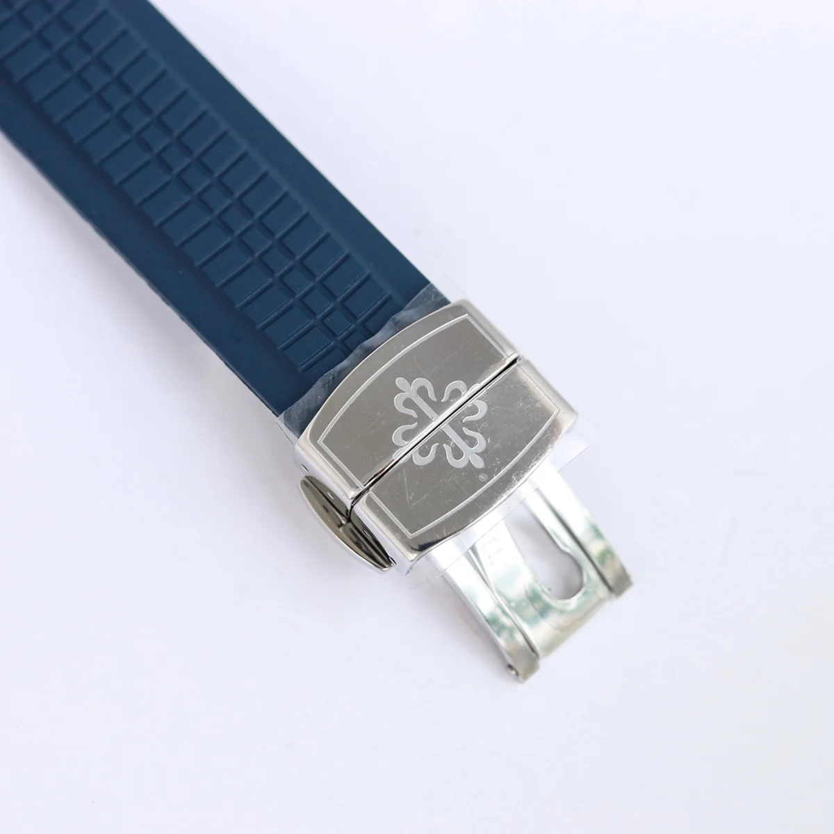 Aquanaut 5968G-001 Blue Dial on Blue Rubber Strap in Steel