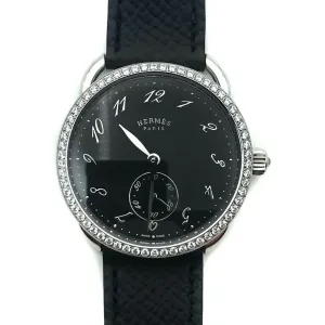 Arceau Petite Steel Black Dial with Diamond Bezel on Black Epsom Leather Strap