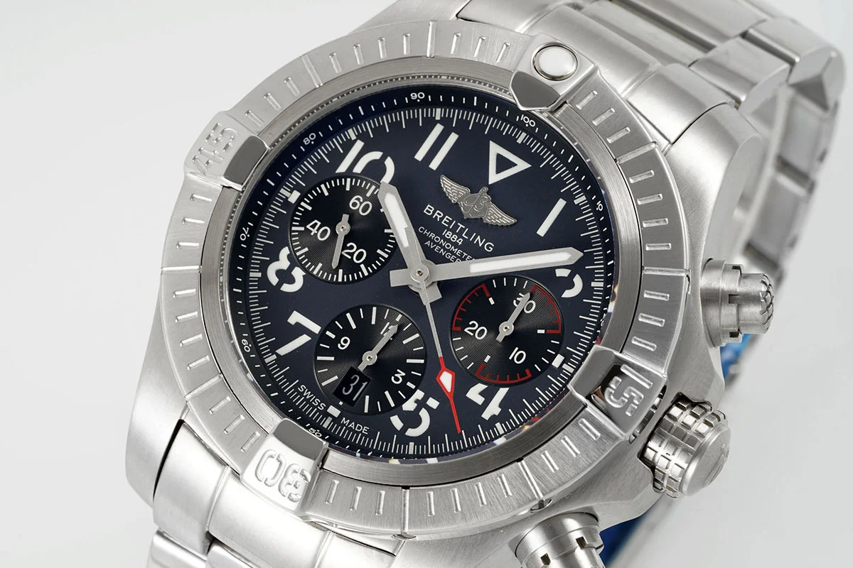 Avenger B01 Chronograph 45 Black Dial in Steel on Bracelet