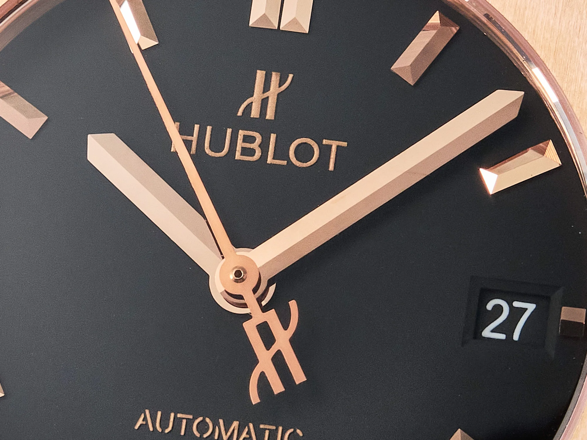 Classic Fusion 38mm RG JJF 1:1 Best Edition Black Dial on Black Gummy Leather Strap