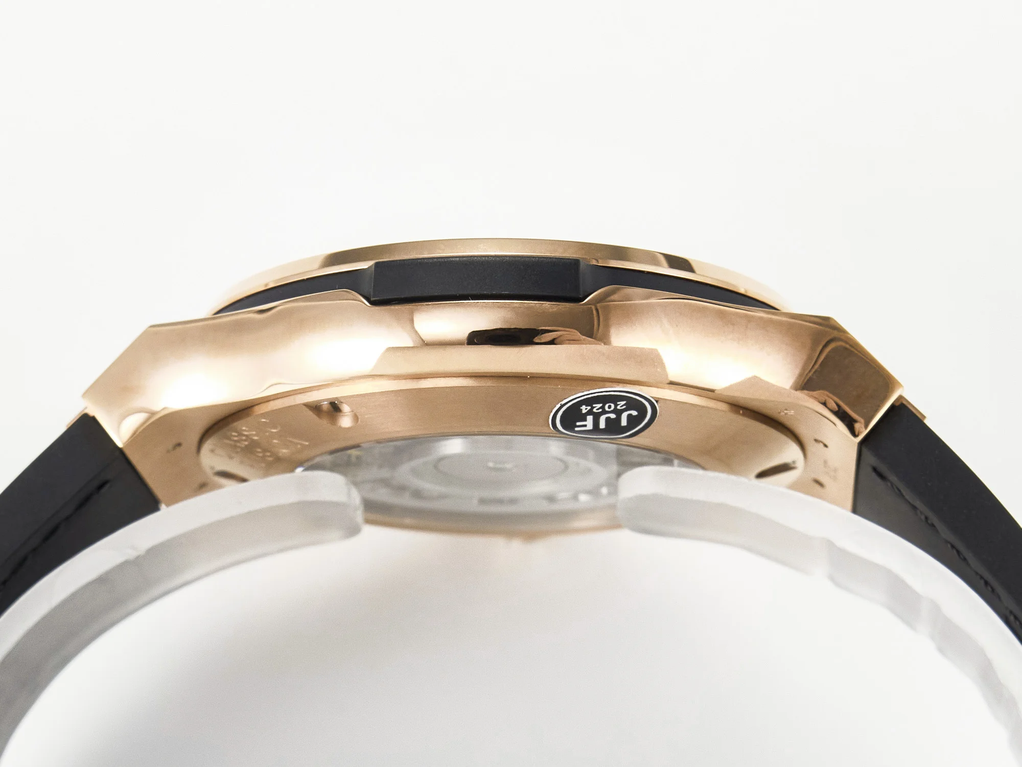 Classic Fusion 38mm RG JJF 1:1 Best Edition Black Dial on Black Gummy Leather Strap