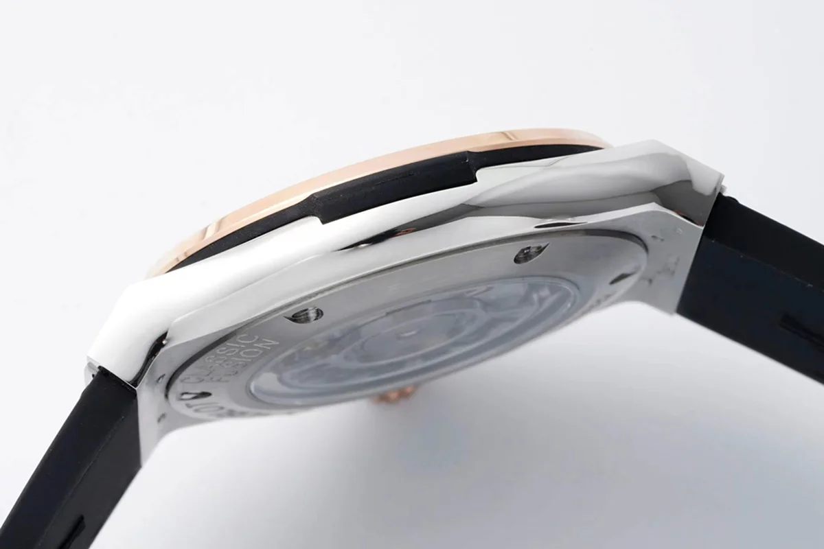 Classic Fusion Automatic 42mm Black Dial on Steel/Rose Gold on Rubber Strap
