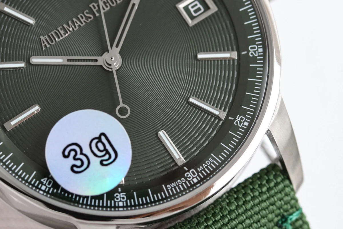 CODE 11.59 Ref.15210 Green Dial
