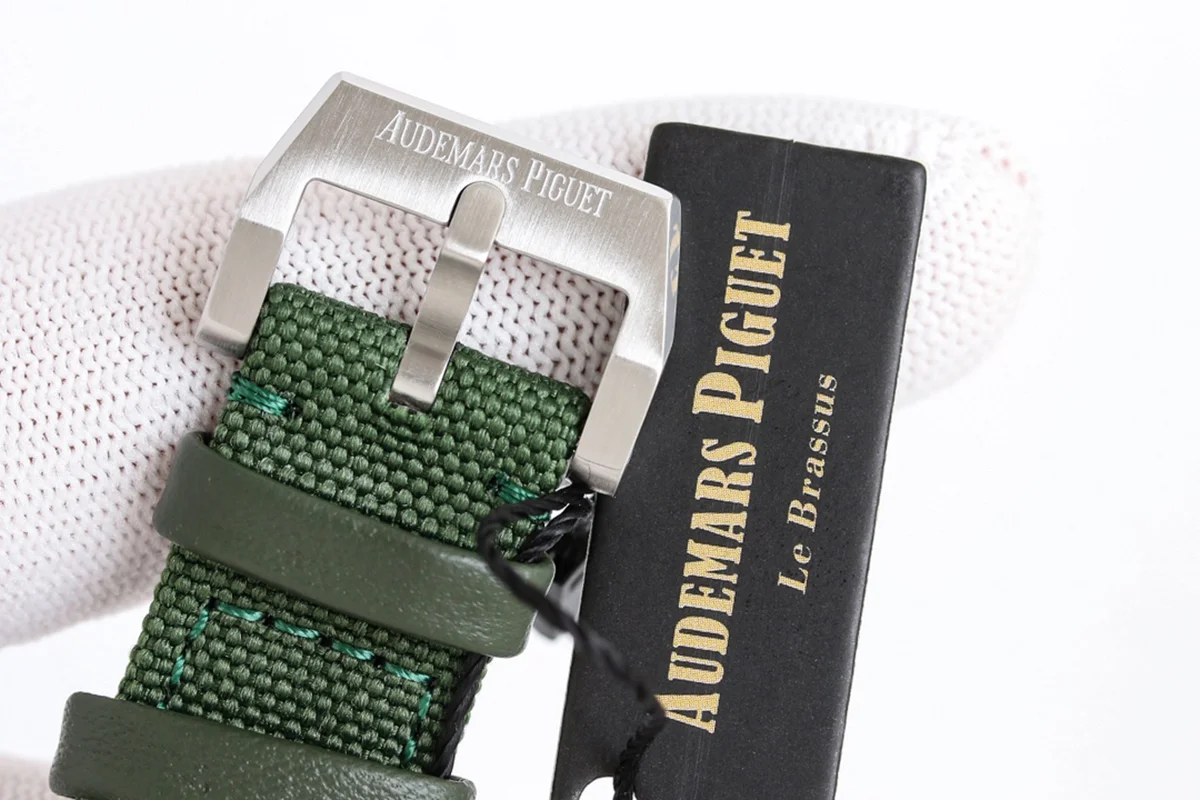CODE 11.59 Ref.15210 Green Dial