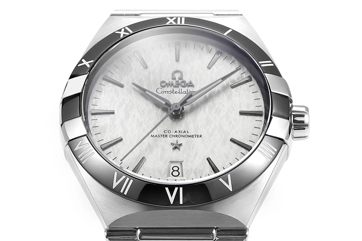 Constellation Co-Axial Master Chronometer 41mm Rhodium-Grey Dial on Bracelet