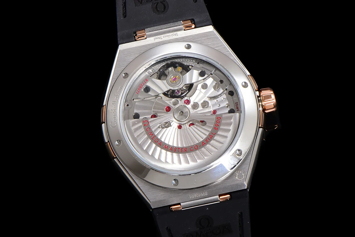 Constellation Co-Axial Master Chronometer 41mm White Dial in Steel/Rose Gold