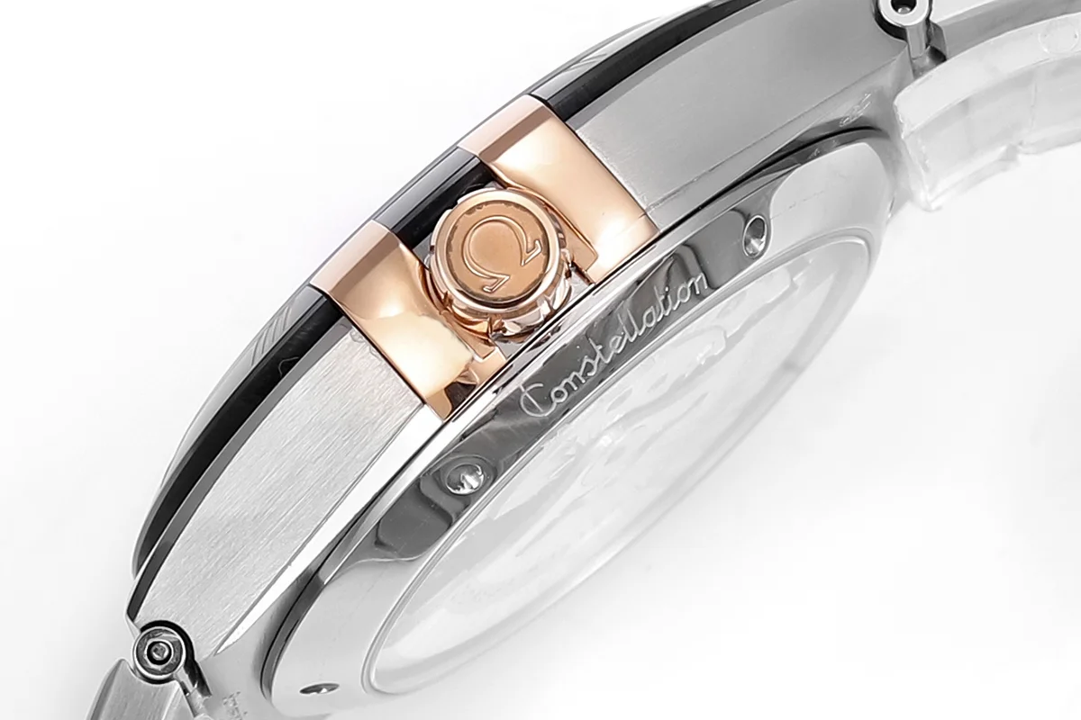 Constellation Co-Axial Master Chronometer Sedna™ Gold 41mm Burgundy Dial with Ceramic Bezel on Bracelet