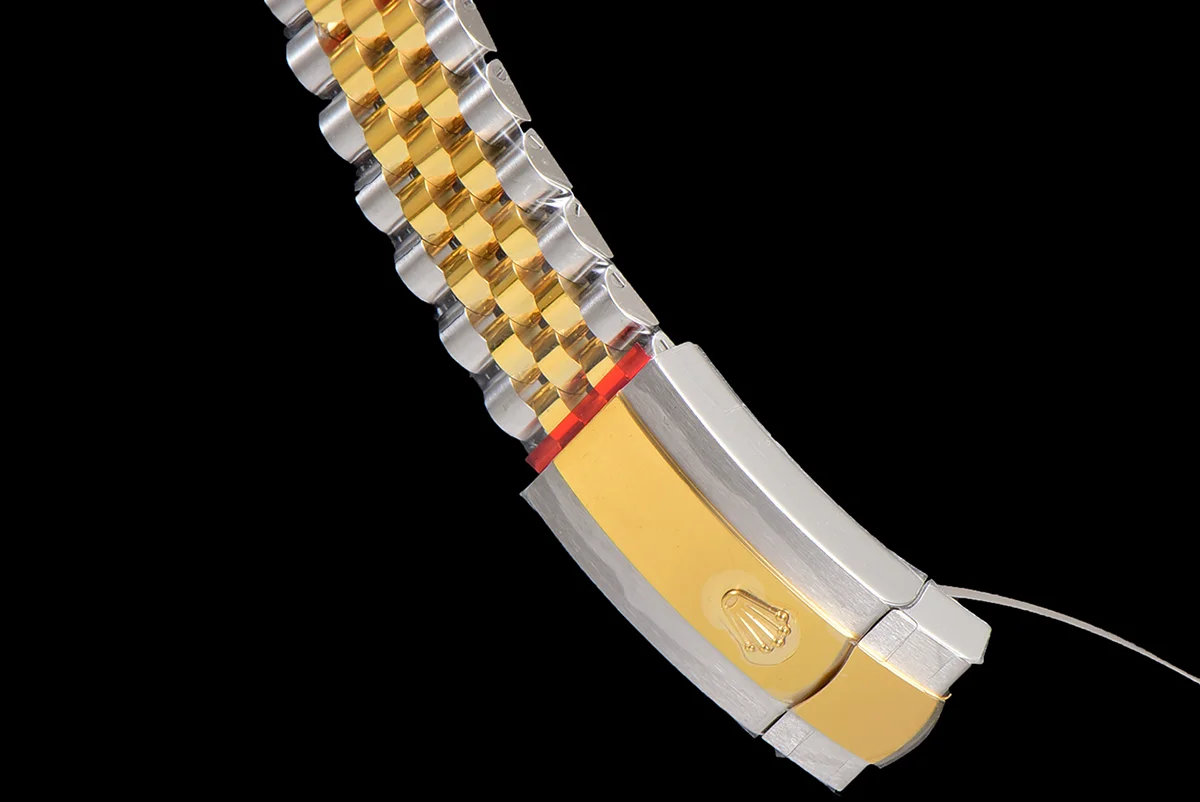 Datejust 36 126233 Golden Motif Dial with Stick Marker in Steel/Yellow Gold in Jubilee