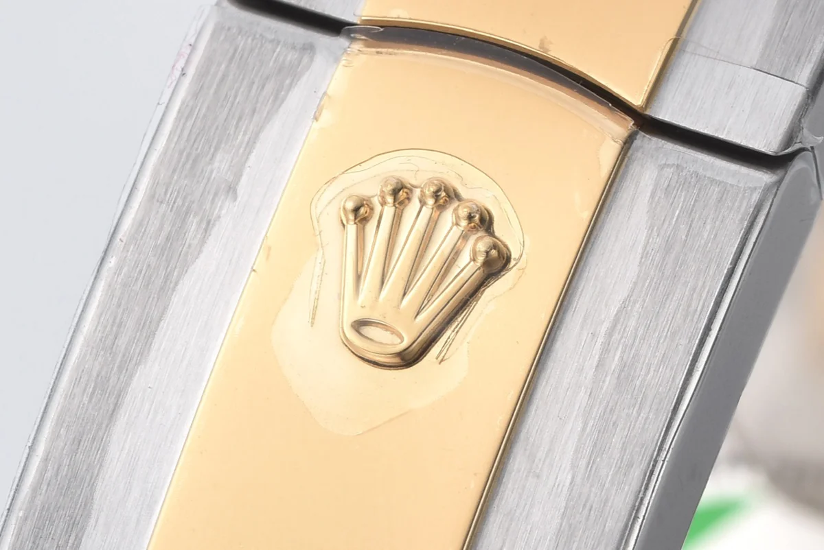 Datejust 41 126333 Champagne Dial Stick Markers in Yellow/Steel on Oyster Bracelet