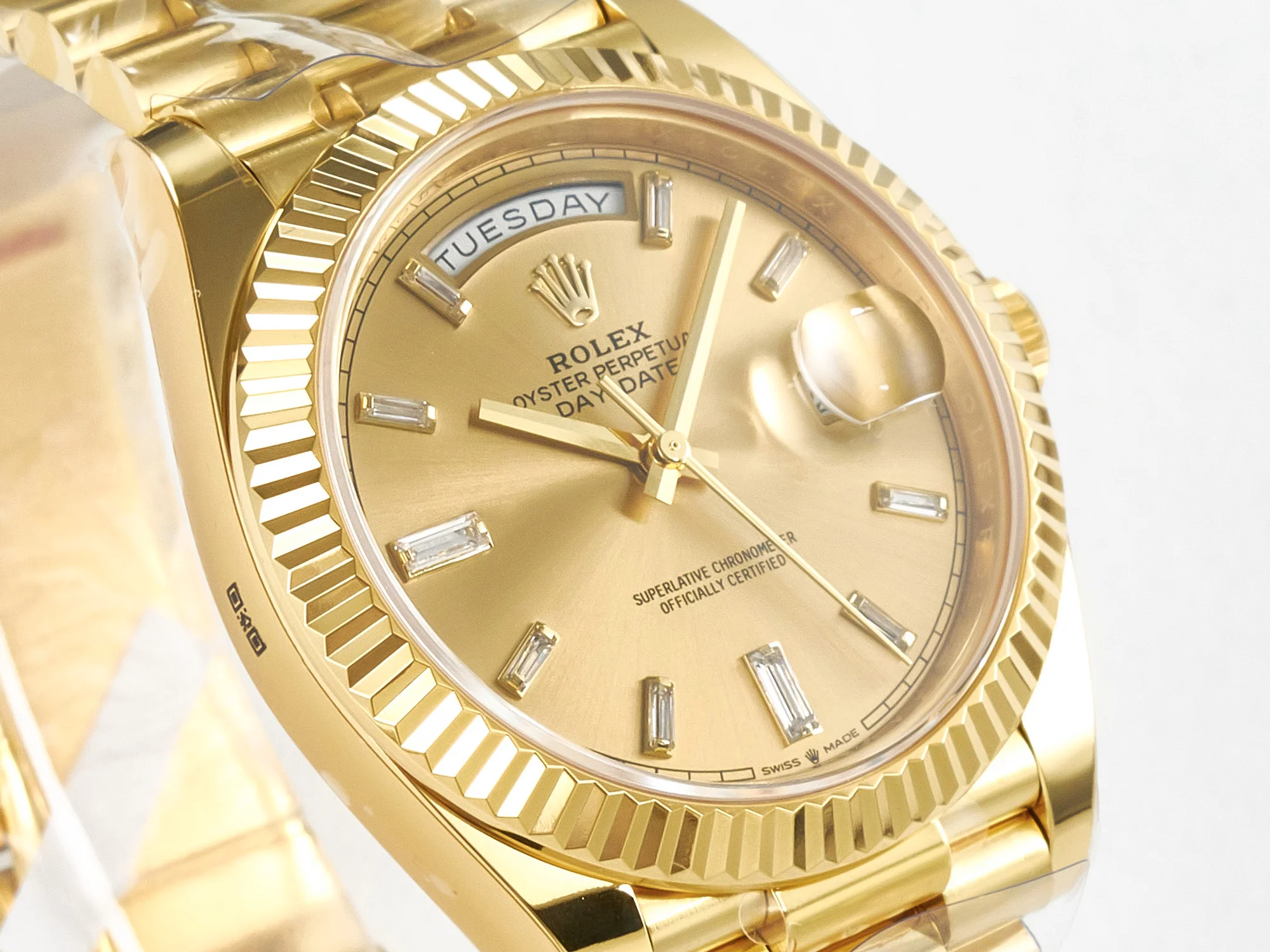 Day Date 40 228238 ARF 904L Steel YG Crystal Diamonds Bezel on President Bracelet VR3255