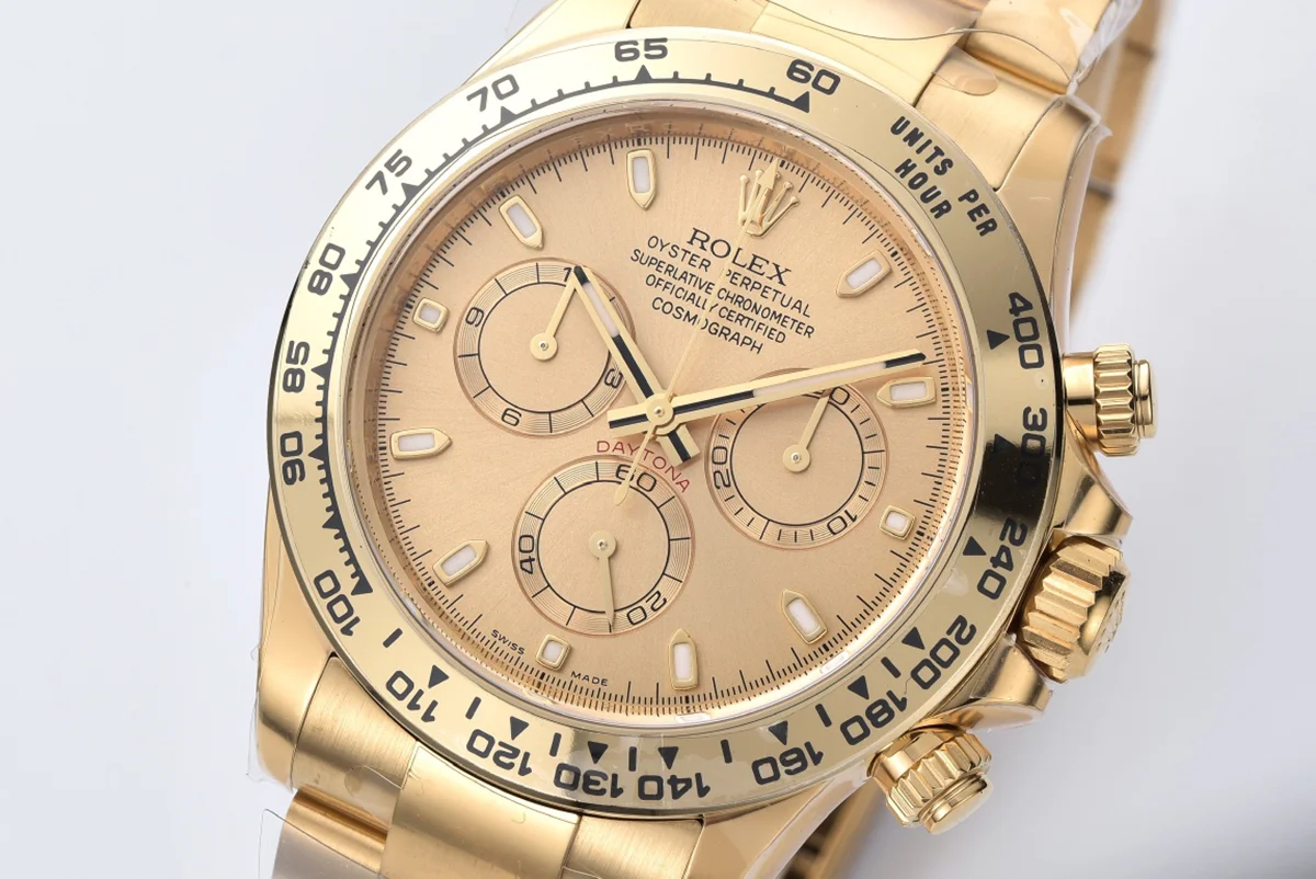 Daytona 116508 Champagne Dial in Yellow Gold