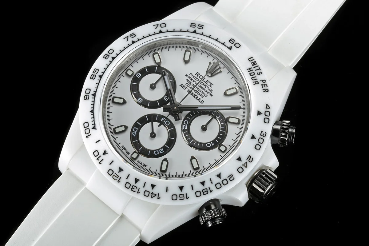 Daytona AET White Classic on Rubber Strap