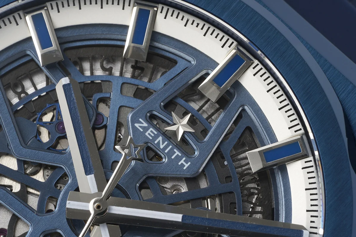 Defy Classic Blue/white in Blue PVD