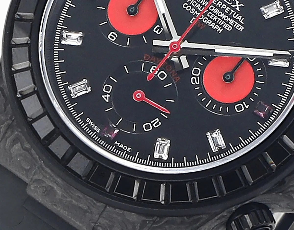 DIW Daytona Rainbow Black Carbon with Black Rubber Strap
