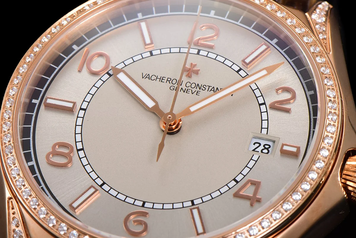 Fiftysix Creme Dial with Diamond Bezel in Pink Gold Ref: 4600E