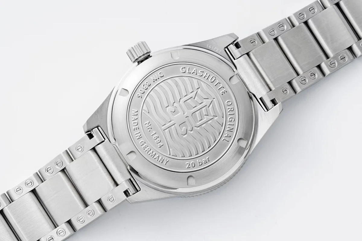 Glashütte Original SeaQ 1-39-11-13-83-70