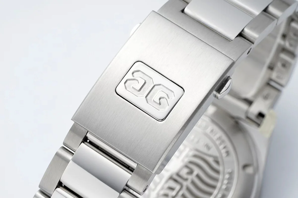 Glashütte Original SeaQ 1-39-11-13-83-70