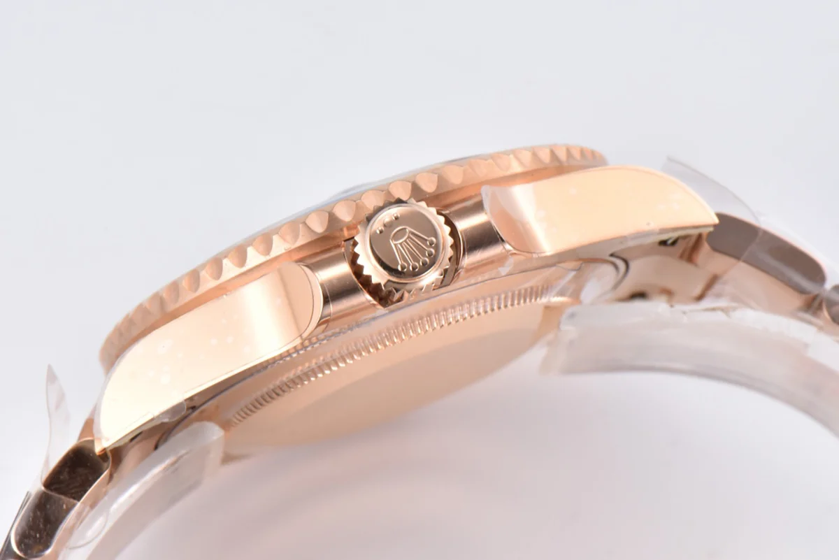 GMT Master II 126715CHNR “Rootbeer” in Everose Gold