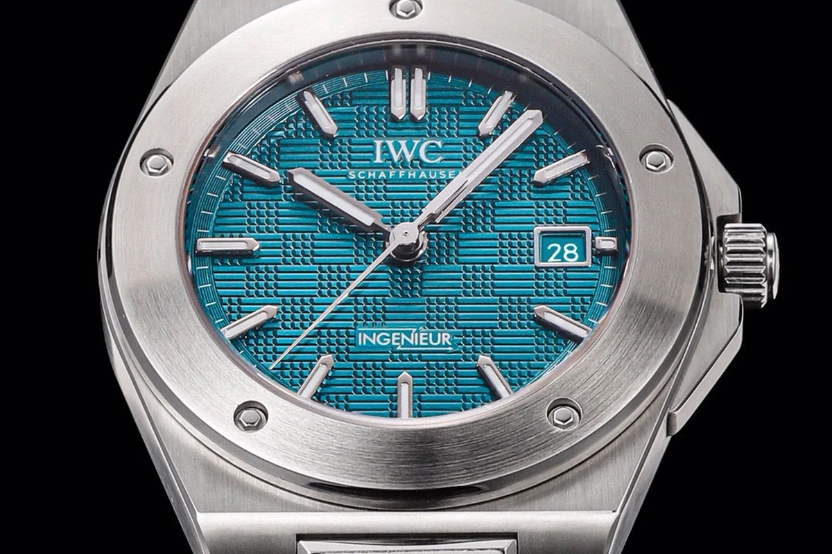Ingenieur IW328903 Green Dial Automatic 40