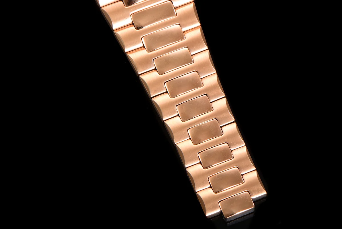 Nautilus 5740 Brown Dial with Diamond Bezel in Rose Gold