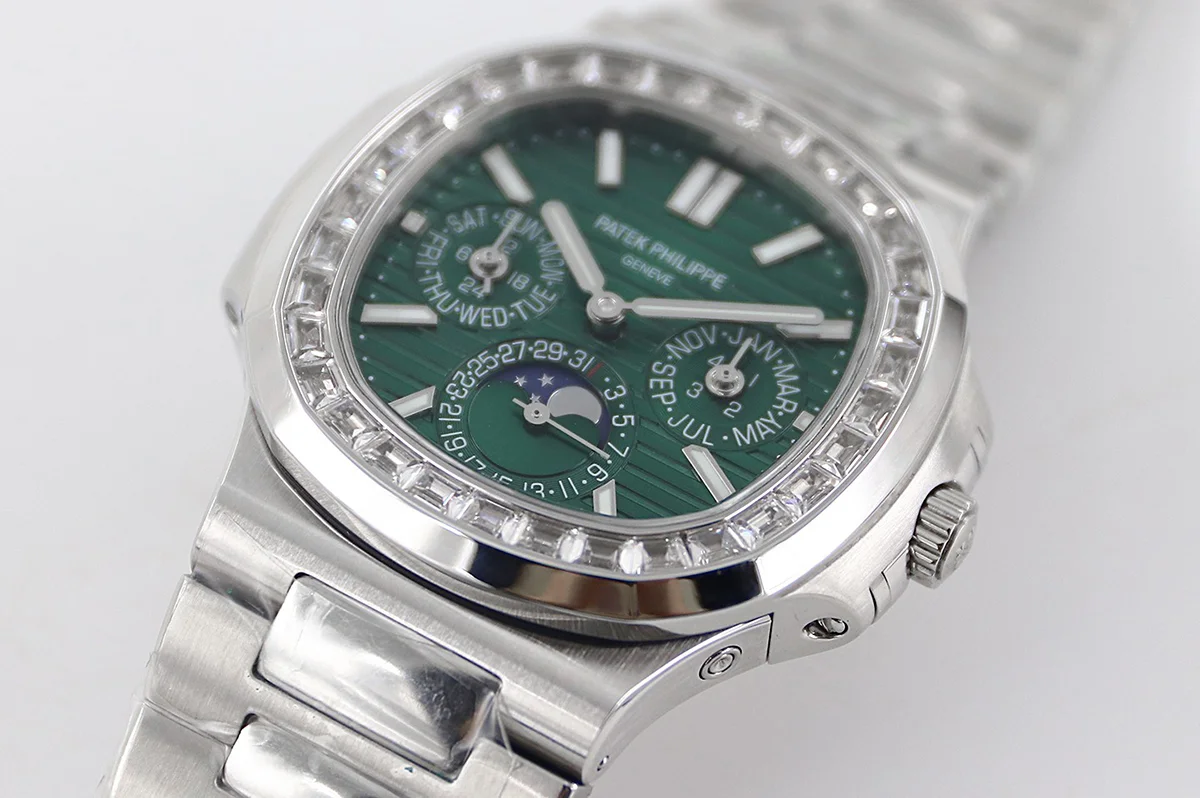Nautilus 5740 Green Dial with Diamond Bezel in Steel
