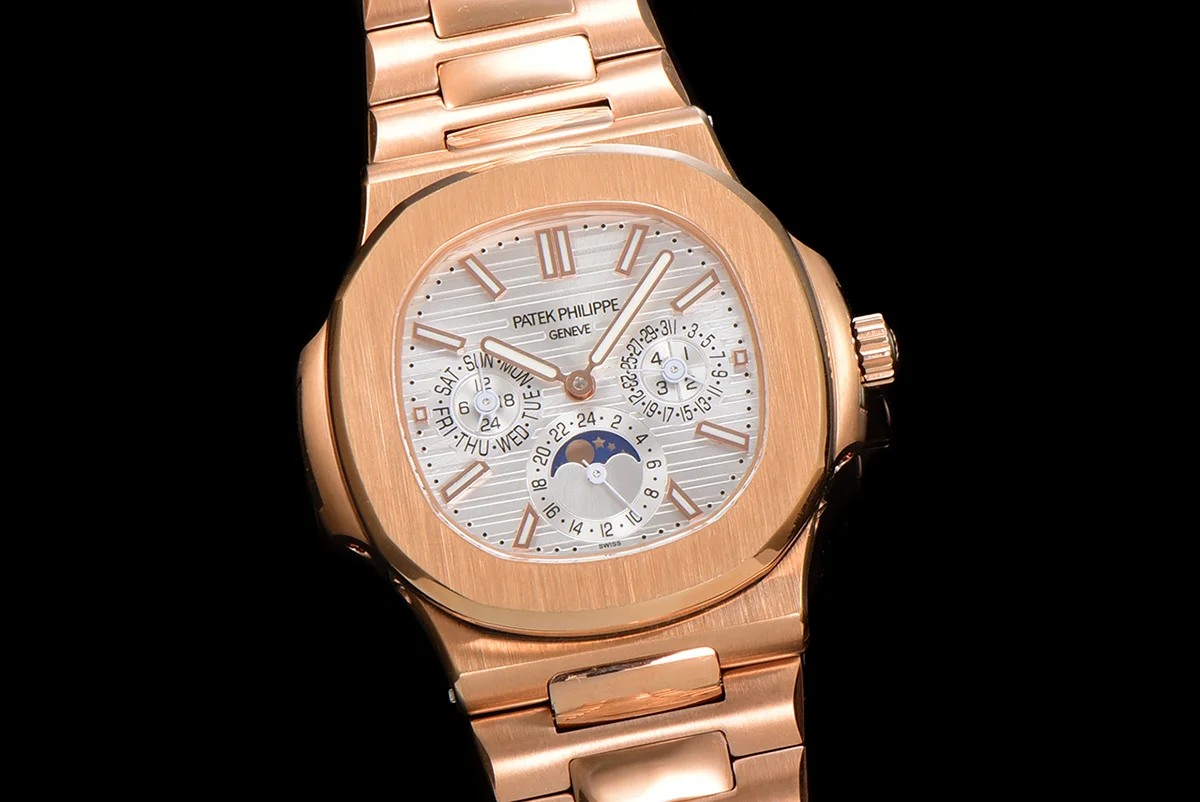 Nautilus 5740 White Dial in Rose Gold