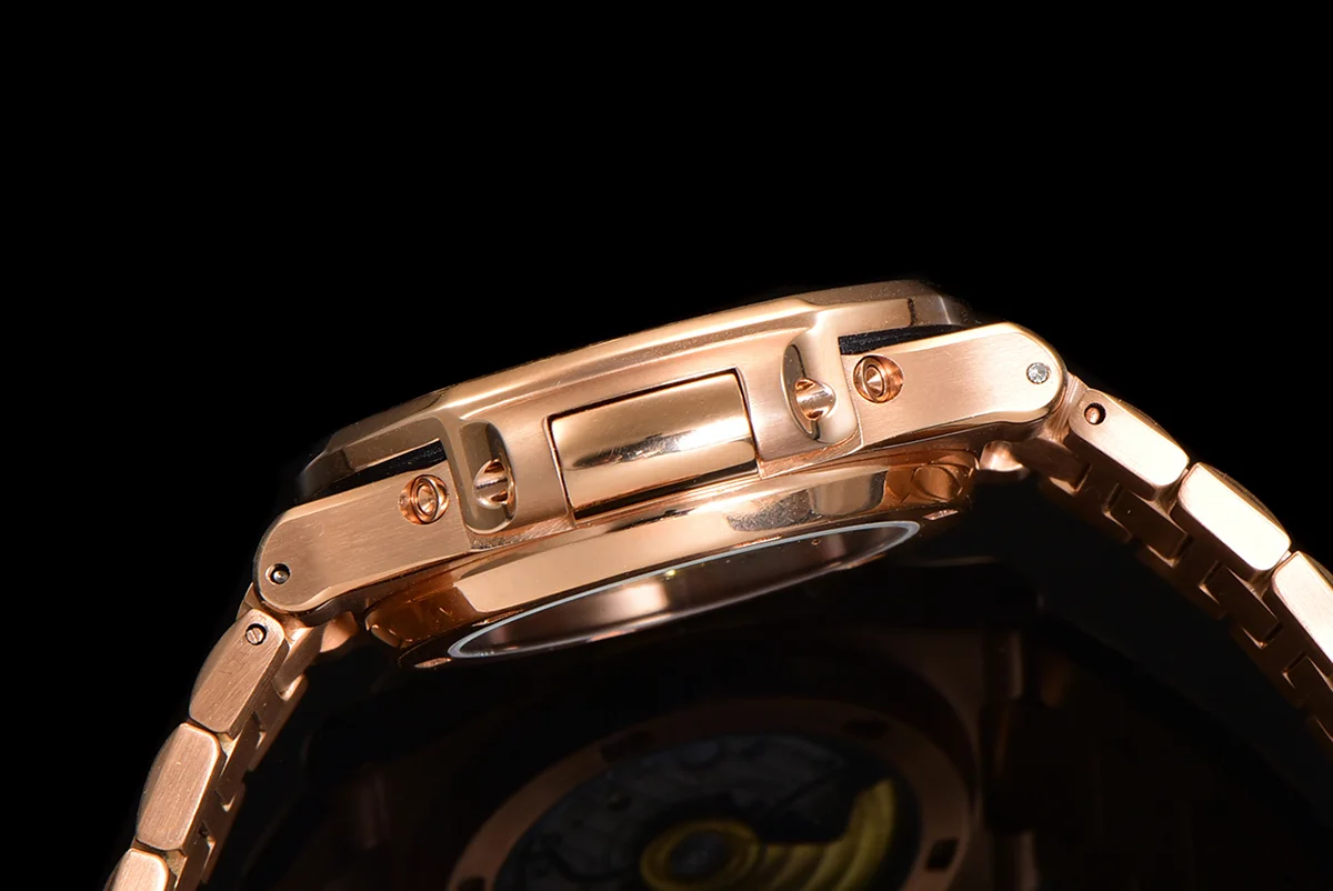 Nautilus 5740 White Dial in Rose Gold
