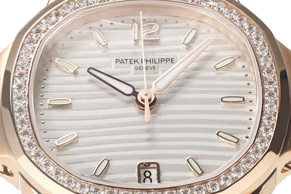 Nautilus 7118/1200R-001 White Dial