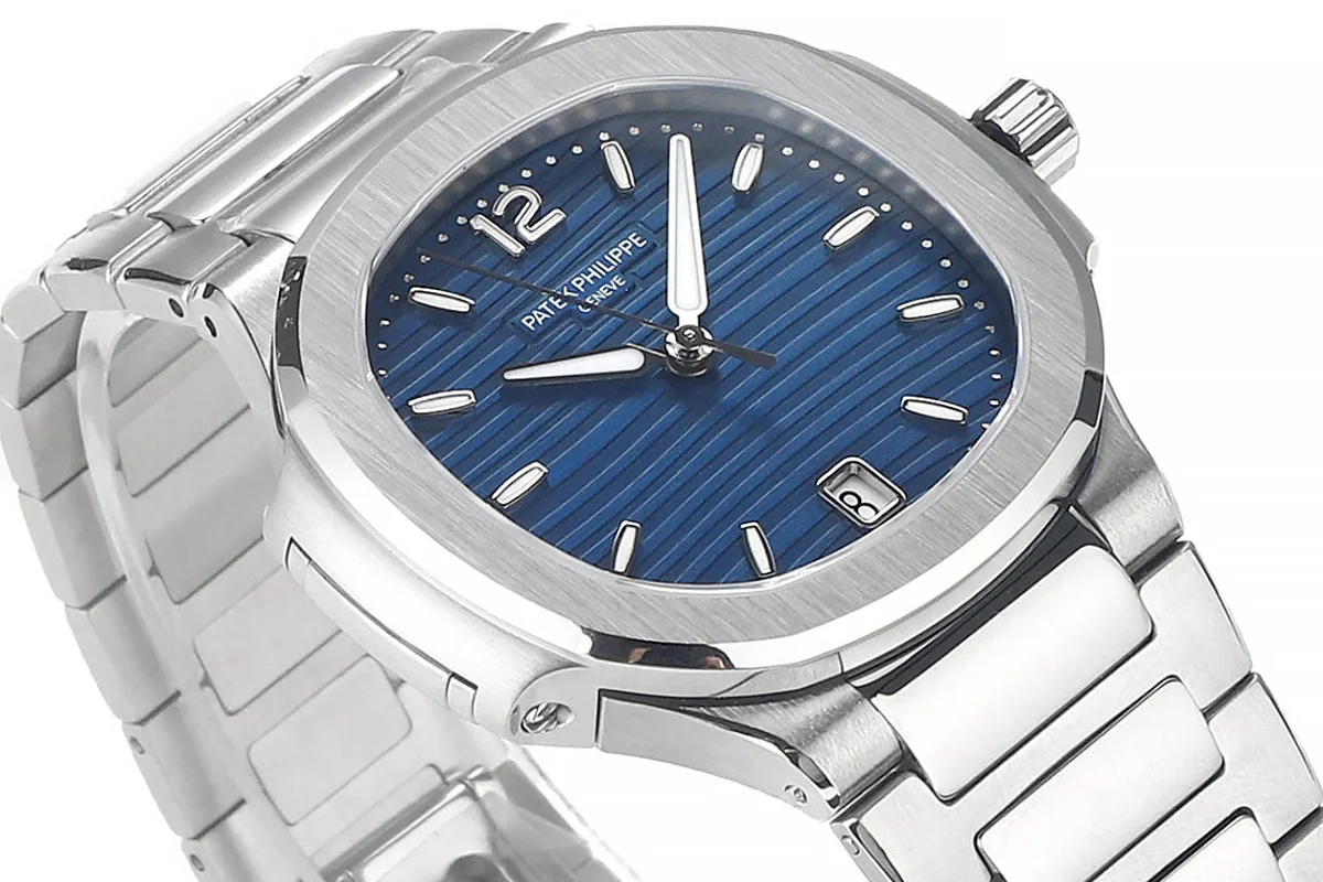 Nautilus 7118/1A-001 Blue Dial