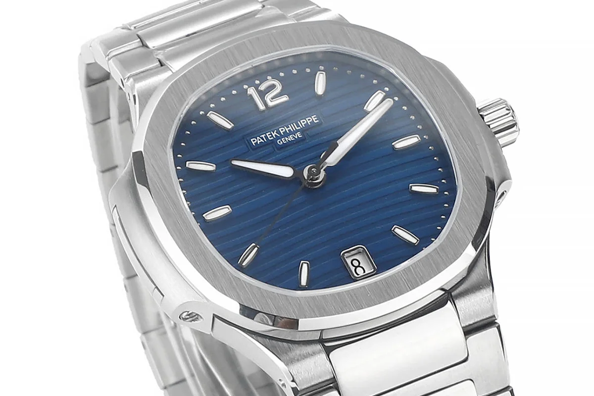 Nautilus 7118/1A-001 Blue Dial