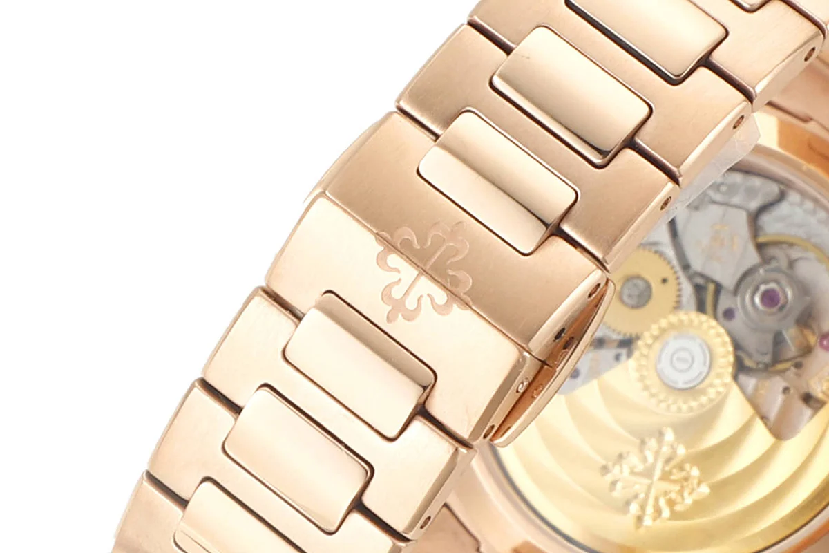 Nautilus 7118/1R-010 Golden Brown Opaline Dial