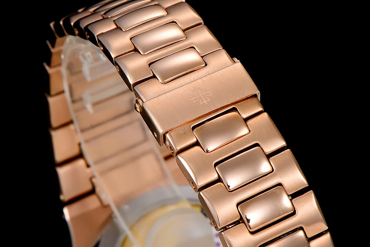 Nautilus Chronograph 5980/1R Black Dial in Rose Gold