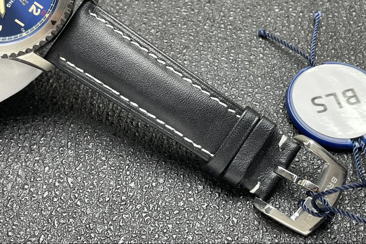Navitimer Aviator 8 B35 Unitime Automatic 43 Black Dial in Steel on Black Leather Strap