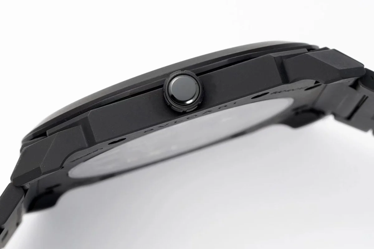 Octo Finissimo Black Dial Ceramic