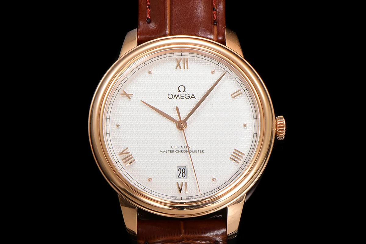Omega De Ville Prestige Co‑Axial Master Chronometer 40mm White Dial in Rose Gold