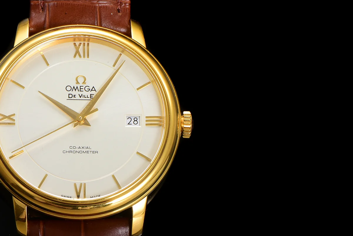 Omega De Ville Prestige Co‑Axial Master Chronometer 40mm White Dial in Yellow Gold