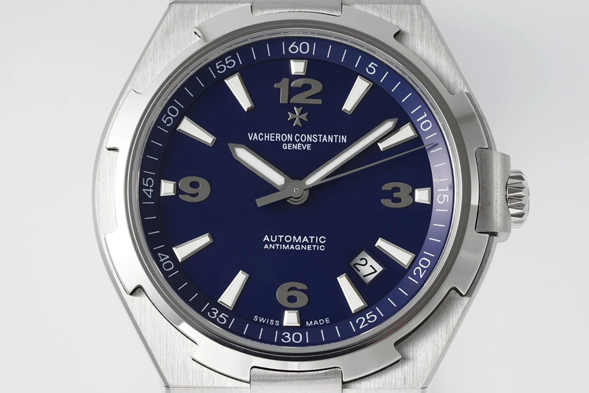 Overseas Automatic 47040 Blue Dial in Steel on Rubber Strap