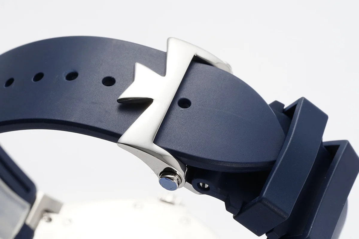 Overseas Automatic 47040 Blue Dial in Steel on Rubber Strap