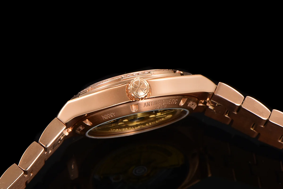 Overseas Blue Dial Ref. 4205 35mm in Rose Gold