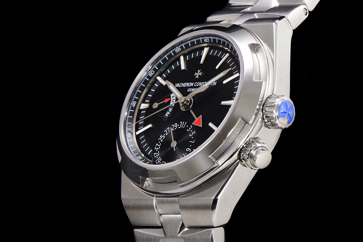 Overseas Dual Time Black Dial in Steel Ref. 7900V/110A-B546