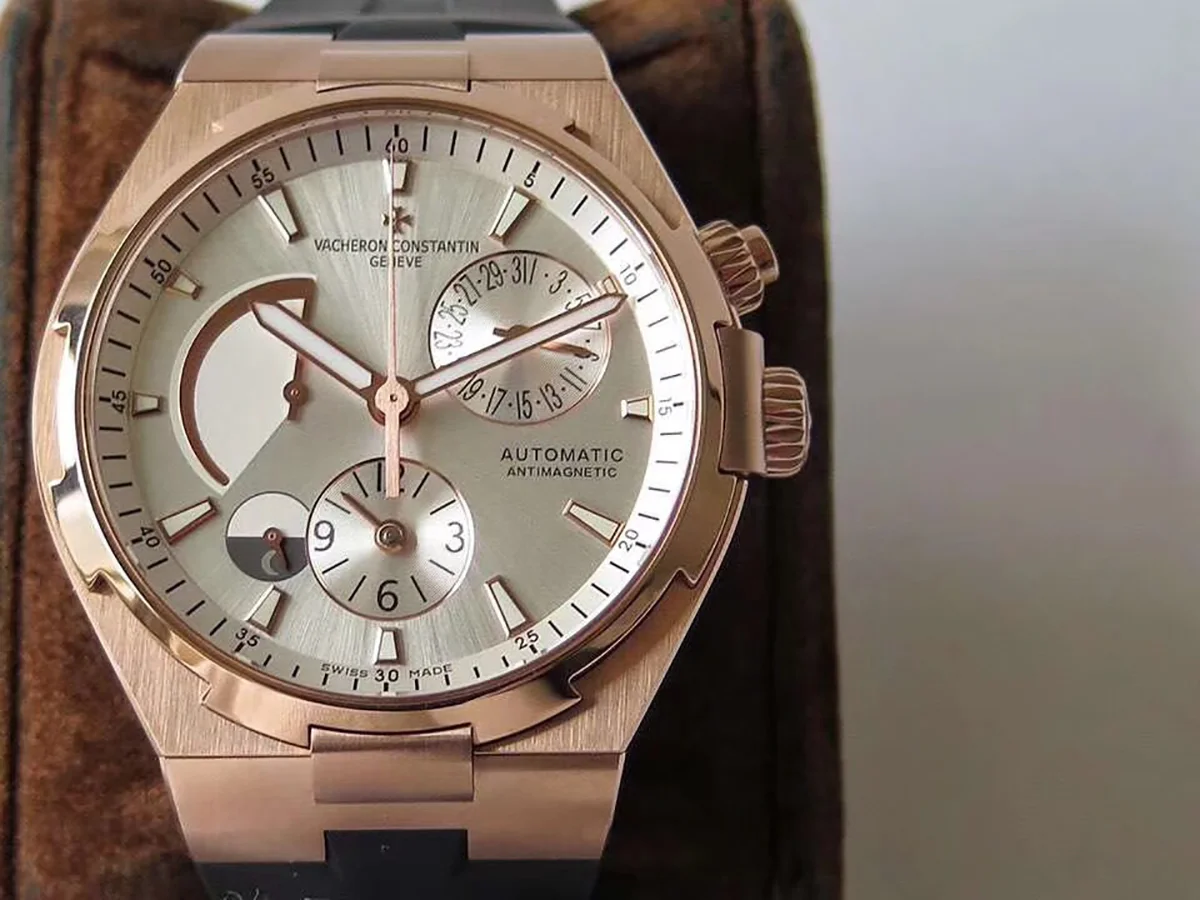 Overseas Dual Time White Dial in Rose Gold on Rubber Strap